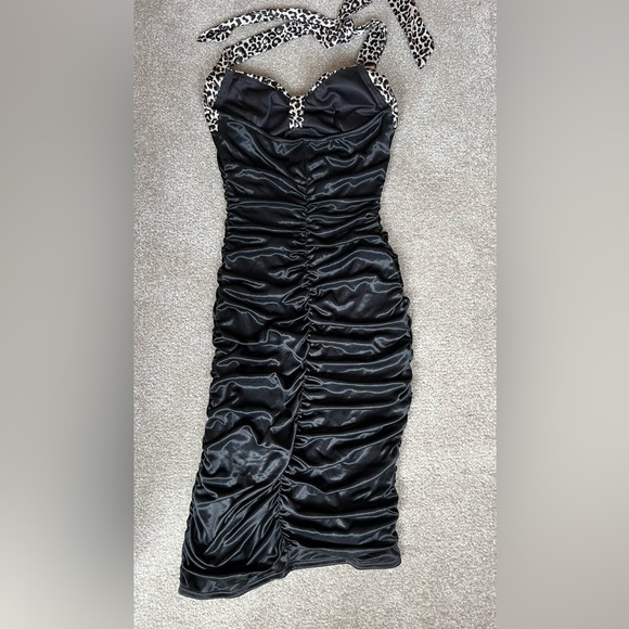 Ruched animal print halter dress in size XXS. Dress has stretch and can fit S. - Picture 8 of 10